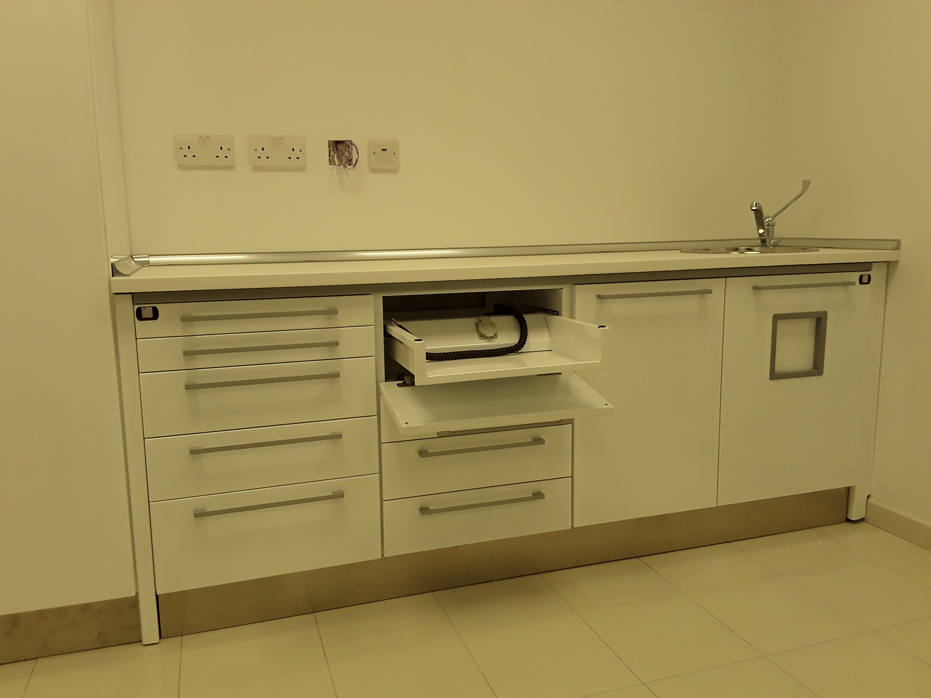 Muebles para clínica dental - Muebles Jeb